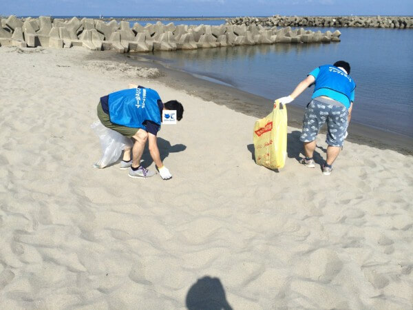 新潟市 関屋浜掃除
